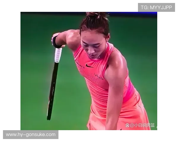 郑钦文重返前25萨巴伦卡居首